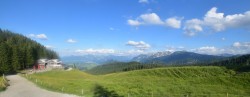 Archiv Foto Webcam Alpspitzbahn Nesselwang: Sportheim Böck 17:00