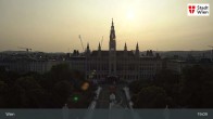 Archiv Foto Webcam Wiener Burgtheater 18:00